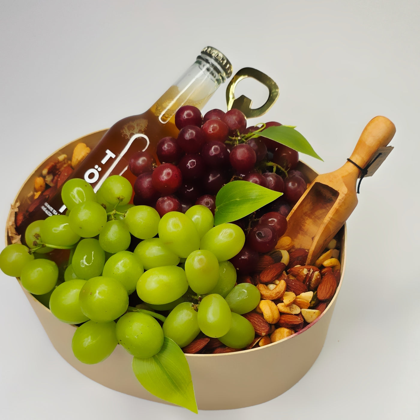 🍇 Gather & Toast – Celebration Basket