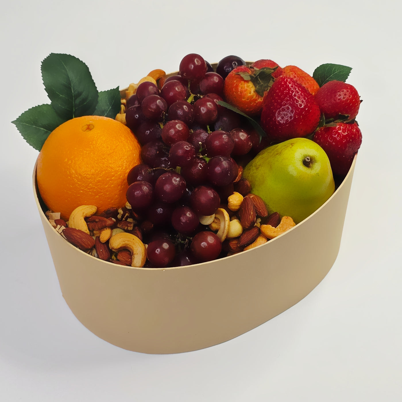 🍊 Harvest Medley – Fruit & Nut Basket