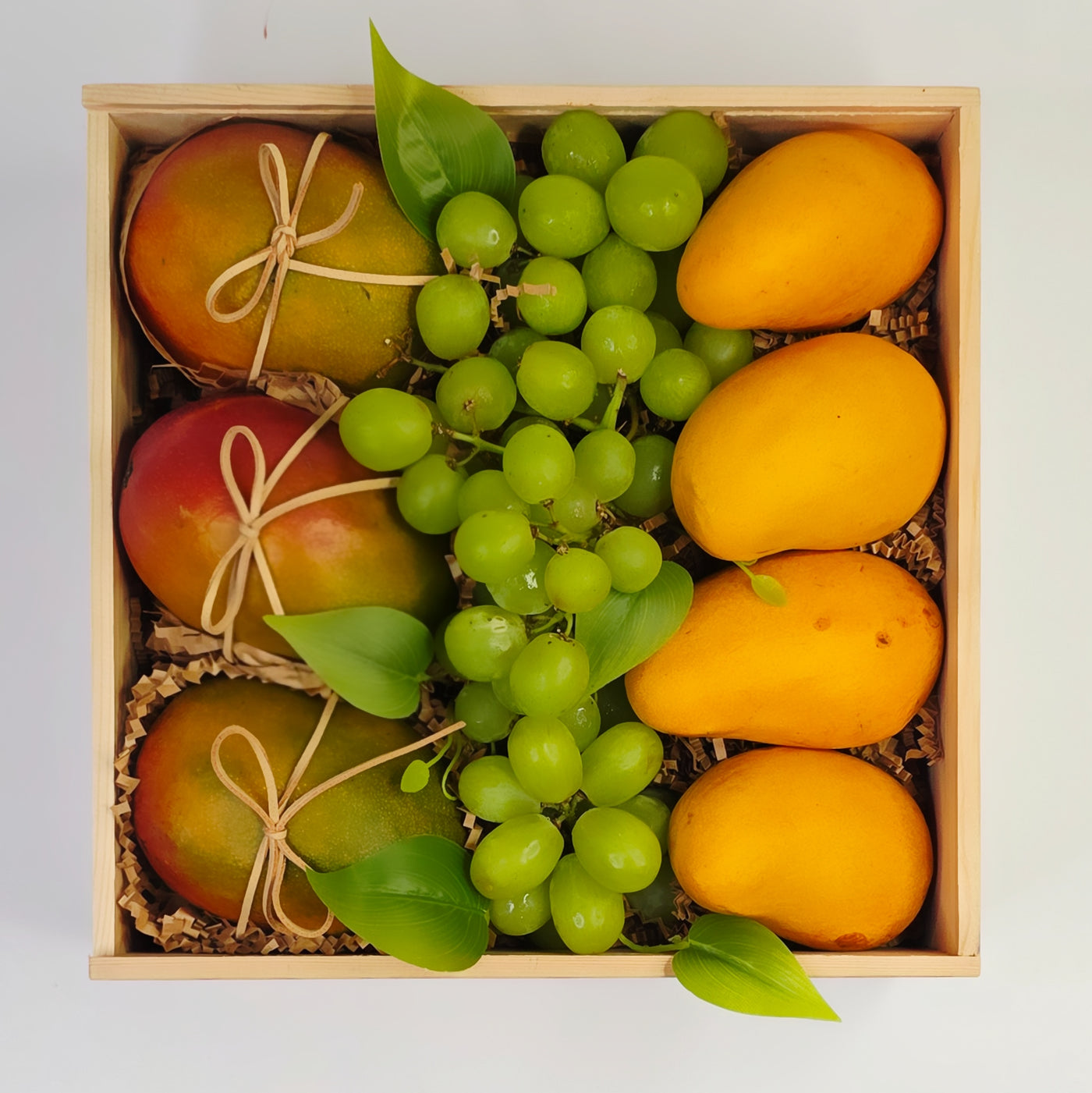🥭 Mango Grove – Tropical Crate